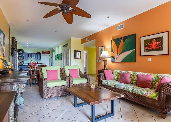 Sunrise 17-tropical Three Bedroom Condo! Tamarindo