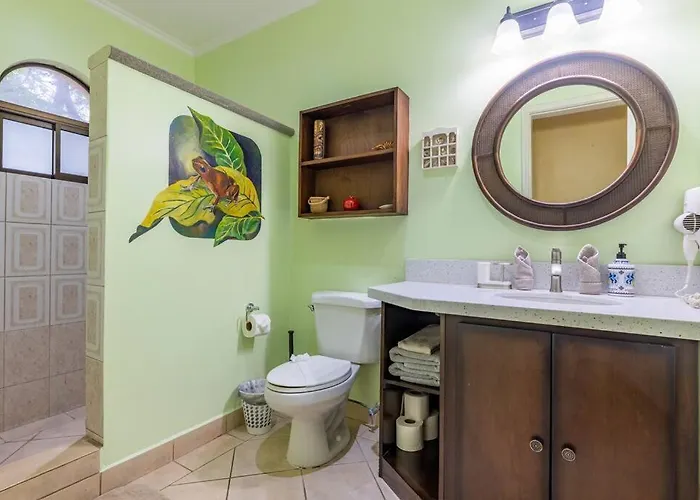 Sunrise 17-tropical Three Bedroom Condo! *