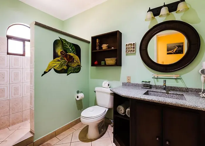 Sunrise 17-tropical Three Bedroom Condo! Apartment *