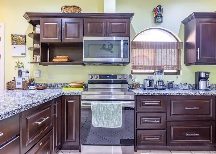 Sunrise 17-tropical Three Bedroom Condo! Apartment Tamarindo