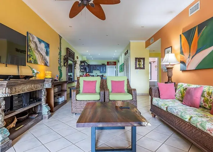 Sunrise 17-tropical Three Bedroom Condo! Tamarindo